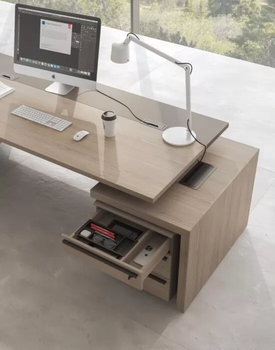 фото Мебель в кабинет руководителя U.RUS 13